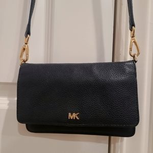 Micheal Kors Crossbody purse